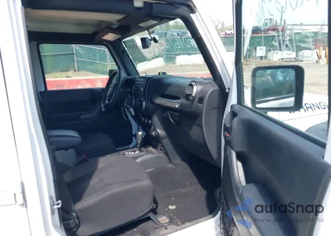 2017 Jeep Wrangler Unlimited Sport 4X4 из США, поврежденный, VIN 1C4BJWDG4HL639590